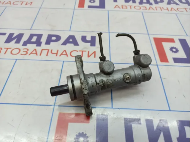Цилиндр тормозной главный Kia Spectra 0K2N243400.
