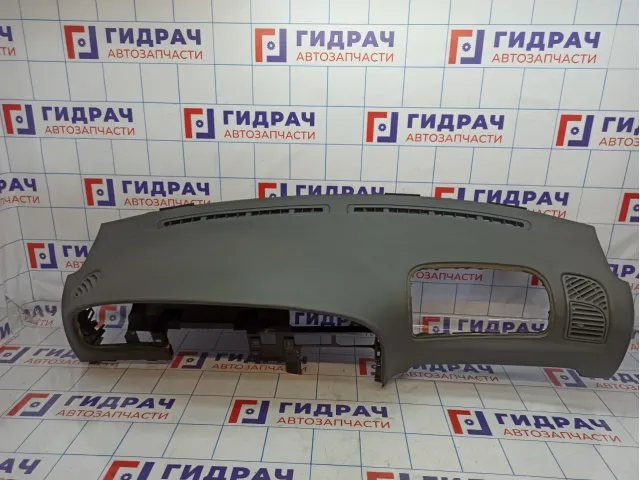 Торпедо Kia Spectra 0K2N1-55100-C96. Царапины.Дефект.