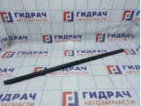 Накладка стекла переднего правого Kia Optima (TF) 82220-2T000