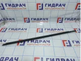 Накладка стекла переднего правого Kia Optima (TF) 82220-2T000