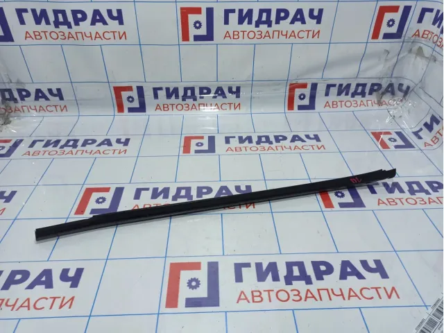 Накладка стекла заднего левого Kia Optima (TF) 83210-2T000