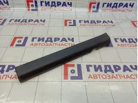 Накладка порога (внутренняя) передняя правая Kia Venga (YN) 858811P000EQ