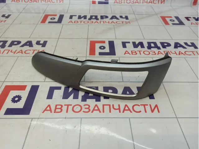 Накладка воздушного дефлектора левая Kia Venga (YN) 847711P0001S