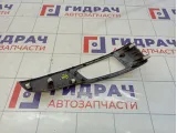 Накладка воздушного дефлектора левая Kia Venga (YN) 847711P0001S