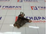 Кронштейн двигателя правый Kia Venga (YN) 21670-2B000