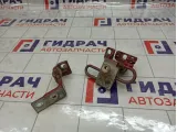 Петли двери передней правой Kaiyi E5