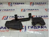 Воздуховод радиатора левый Kaiyi E5 302001047AA