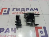 Петли двери задней правой Kaiyi E5
