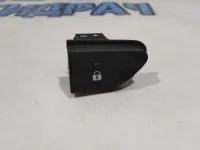 Кнопка центрального замка Renault Kaptur 252103678R Отличное состояние