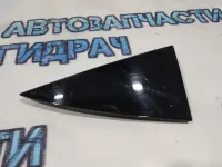 Накладка двери багажника правая Renault Kaptur 960323726R Отличное состояние