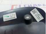 Консоль Kia Rio X (X-Line) 84611H0000WK. Царапины, потертость.