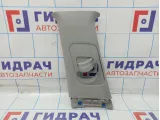 Обшивка стойки средней левой верхняя Kia Rio X (X-Line) 85830-H0100-TTX. Потертость.