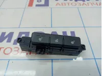 Кнопка обогрева сидений Kia Rio X (X-Line) 93300H0200WK.
