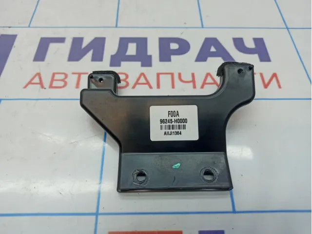 Кронштейн антенны Kia Rio X (X-Line) . 96245-H0000.