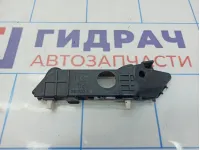 Направляющая переднего бампера правая Kia Rio X (X-Line) 86514-H0500.