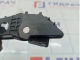 Направляющая переднего бампера левая Kia Rio X (X-Line) 86513-H0500.