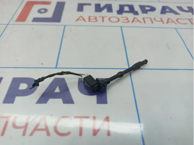 Датчик температуры воздуха Kia Rio X (X-Line) 97143-1M000.