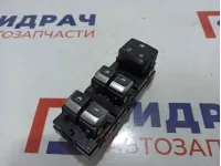 Блок управления стеклоподъемниками Kia Rio X (X-Line) 93571H0100CA.