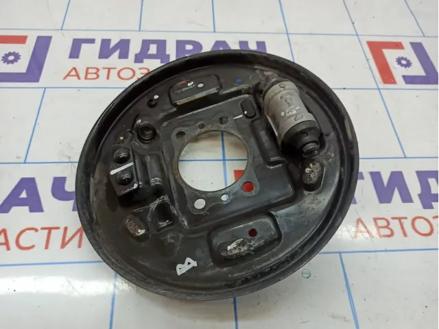 Щит опорный задний левый Kia Rio X (X-Line) 58300-H5200.