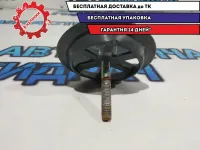 Болт крепления запасного колеса Kia Ceed 6285028510.