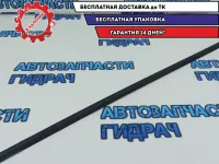 Накладка стекла переднего левого Kia Rio 3 822104Y000.