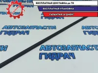 Накладка стекла переднего правого Kia Rio 3 822204Y000.
