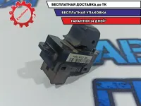 Кнопка стеклоподъемника Kia Rio 3 935804X000.