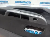 Обшивка двери передней правой Kia Rio 3 823024Y080WK. Дефект, царапины.