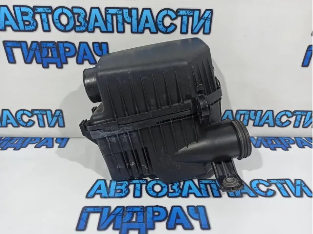 Корпус воздушного фильтра Kia Rio 3 281101R100.
