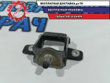 Петля двери багажника Kia Rio 3 797701J000.