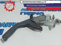 Рычаг стояночного тормоза Kia Rio 3 59710-4Y000. Дефект.