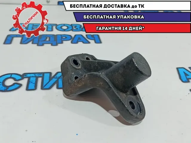 Кронштейн двигателя правый Kia Rio 3 21825-3X000.