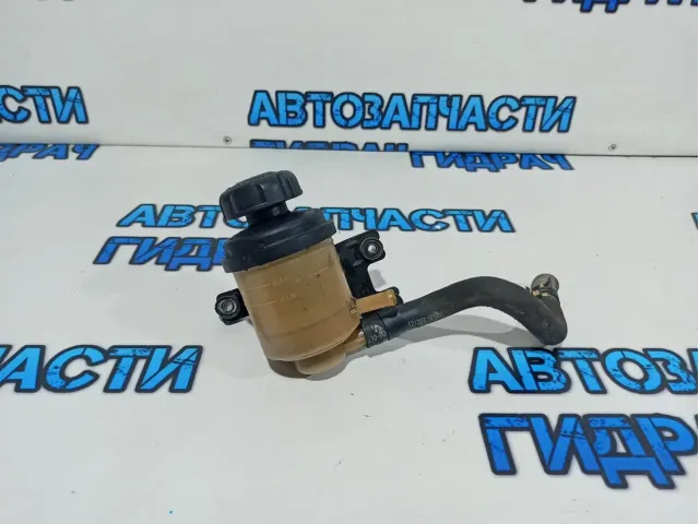 Бачок гидроусилителя Kia Rio 3 57150-0U000.