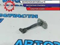 Ограничитель задней двери Kia Rio 3.
