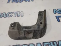 Брызговик передний правый Kia Rio 4  86832H0000.