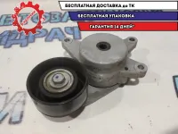 Ролик руч.ремня с кронштейном Kia Rio 4  2528104600.