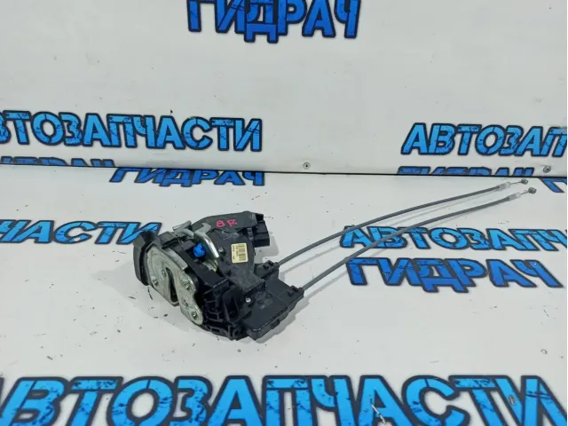Замок двери задней правой Kia Rio 4 81420-H0000. 4 контакта.
