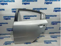 Дверь задняя левая Kia Rio 4 77003-H0000.