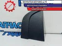 Накладка двери задней правой Kia Rio 4 83840H0000. Сломано крепление.