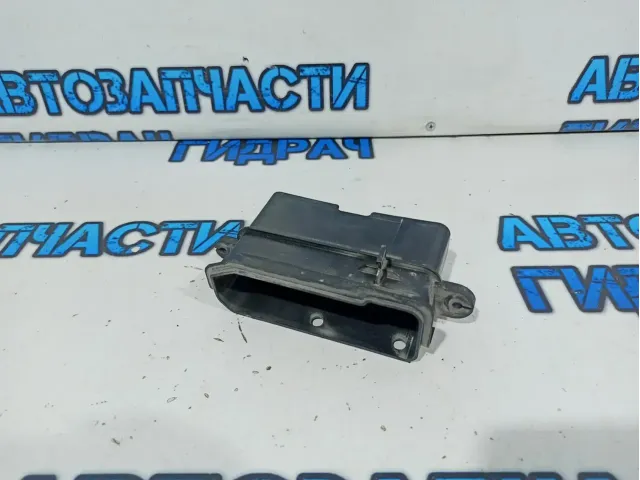 Воздуховод Kia Rio 4 28220-H5200.