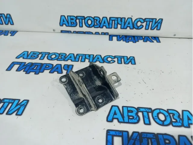 Кронштейн КПП Kia Rio 4 4317626230.