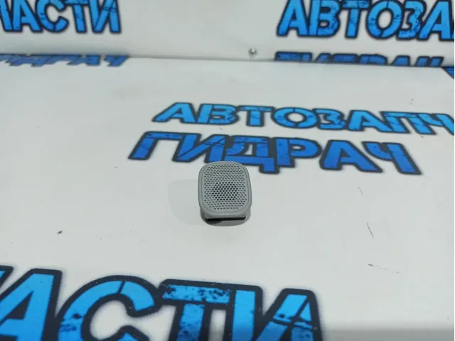 Микрофон Kia Rio 4 96575H5000. Дефект.