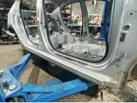 Порог со стойкой правый Kia Rio 4.