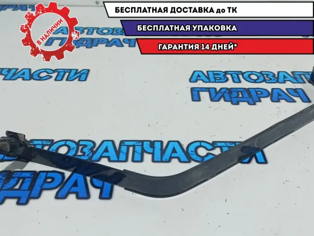 Лента крепления бензобака левая Kia Rio 4 31210H5000.