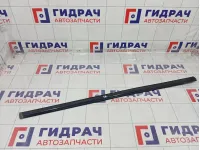 Накладка стекла переднего правого Kia Carens 0K2C058810A