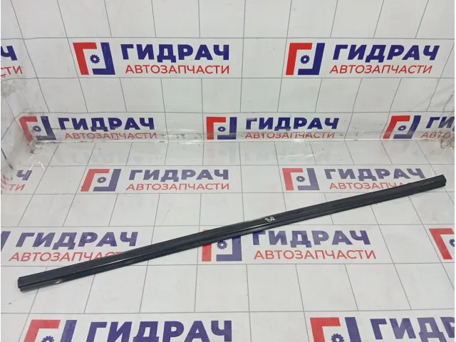 Накладка стекла заднего правого Kia Carens 0K2C072810B