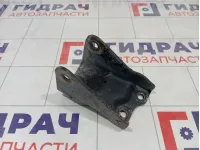 Кронштейн двигателя Kia Carens