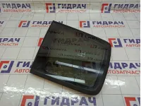 Стекло кузовное глухое (форточка) левое Kia Carens 0K2FB63960