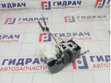 Замок двери передней правой Kia Carens 813201D020