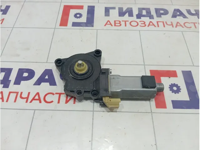 Моторчик стеклоподъемника переднего левого Kia Carens 824501D000